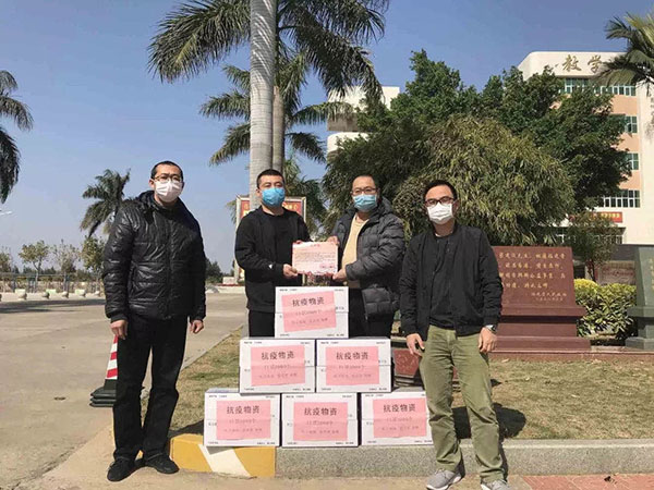 我们在一起是出于同样的希望，胜利对冠状病毒战争。