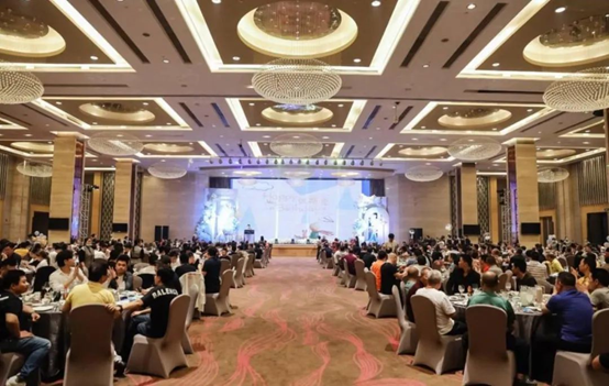 尊龙凯时人生就是博电池25周年庆暨公益捐赠仪式